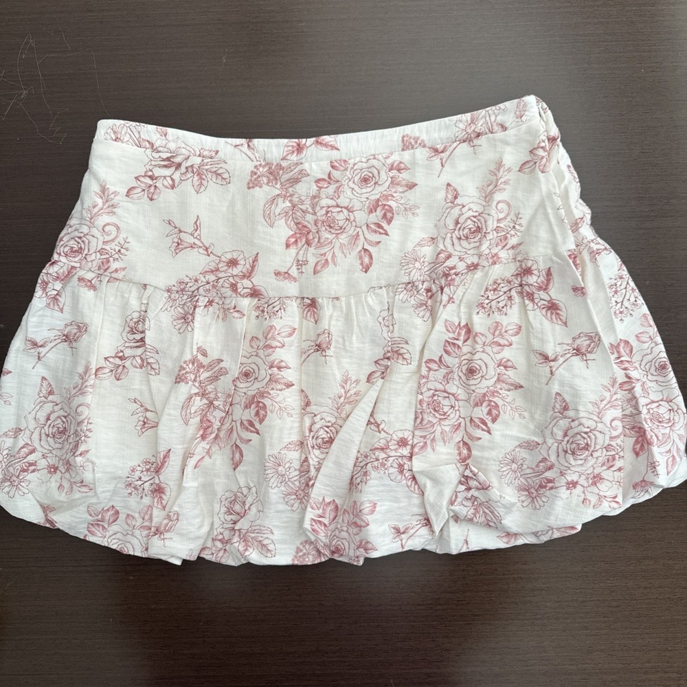 Love Tree Pleated Floral Skort Skirt Beige Pink Side Zip Elastic Waist  Size M